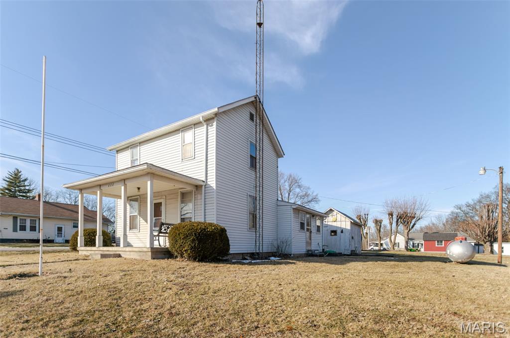 111 Warren Street Fieldon, IL 62031 - Photo 4 of 52