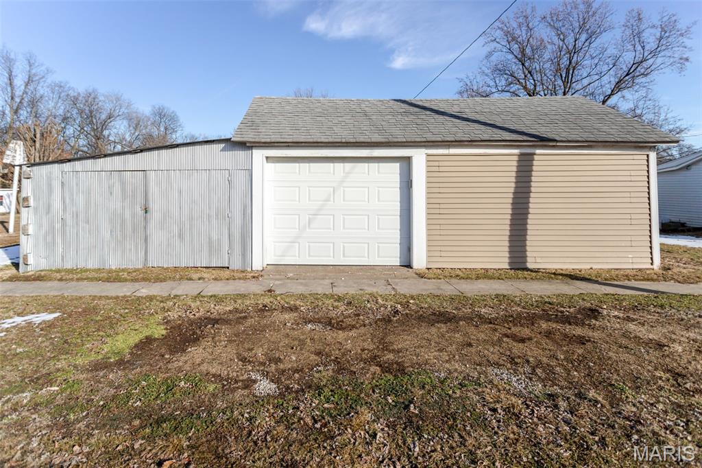 111 Warren Street Fieldon, IL 62031 - Photo 41 of 46