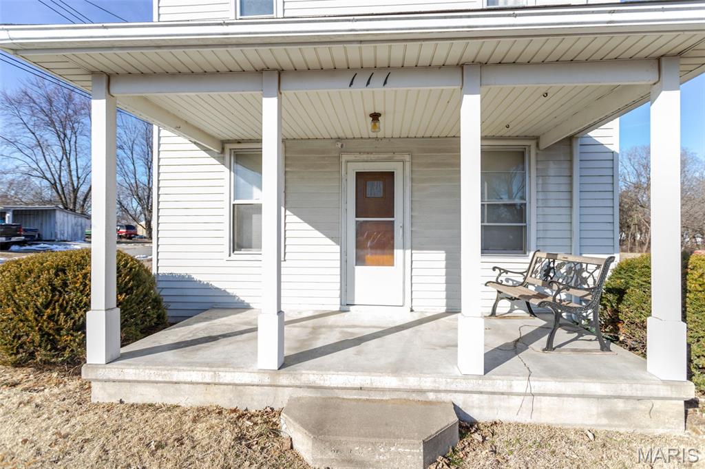 111 Warren Street Fieldon, IL 62031 - Photo 7 of 52