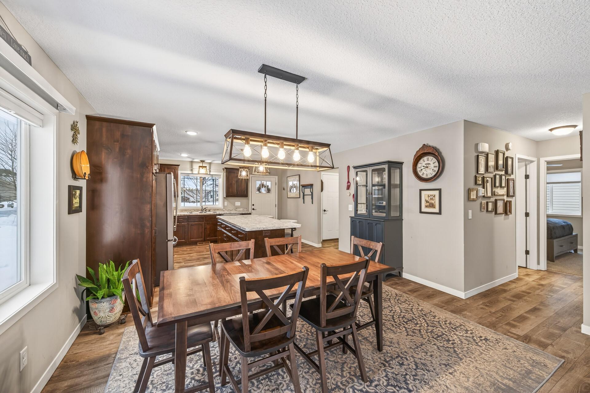 813 Golden Way Northwest Isanti, MN 55040 - Photo 7 of 30