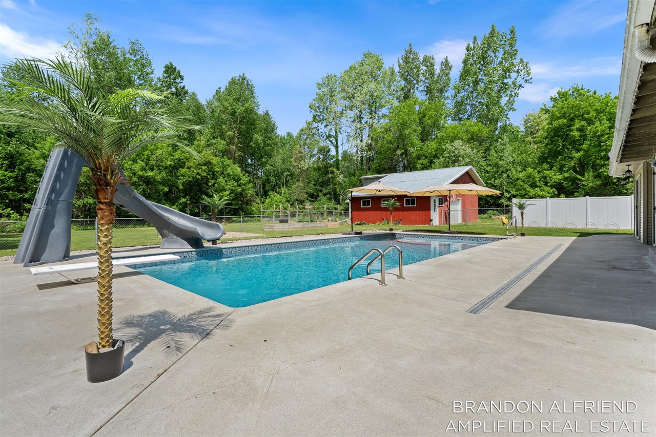 10226 Southwest Greenville Road Greenville, MI 48838 - Photo 35 of 62