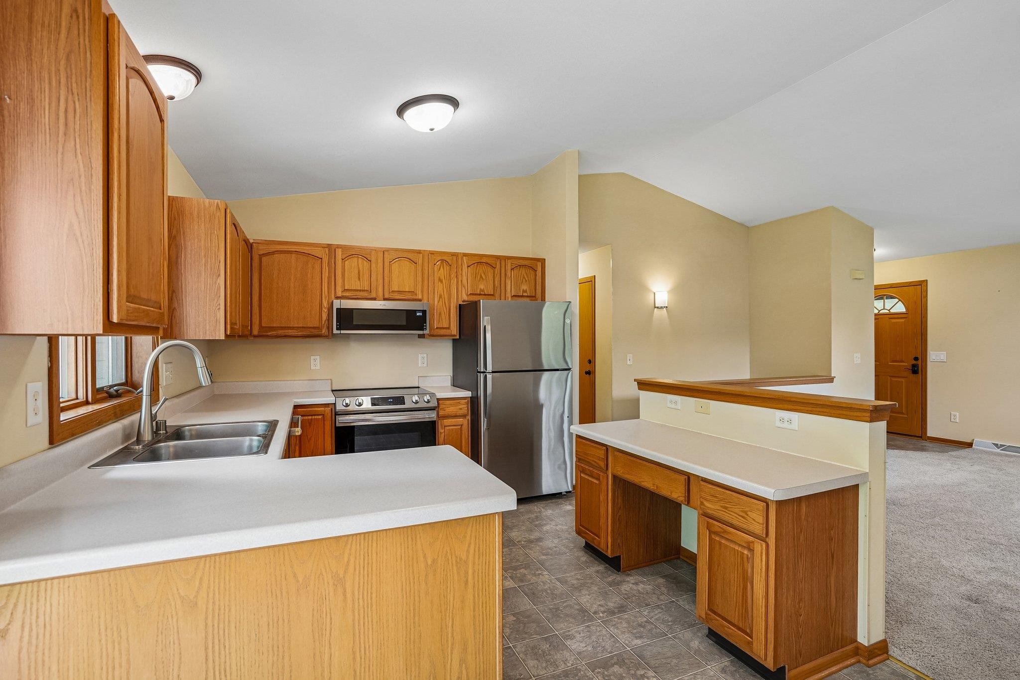 7526 Crawling Stone Road Madison, WI 53719 - Photo 16 of 44