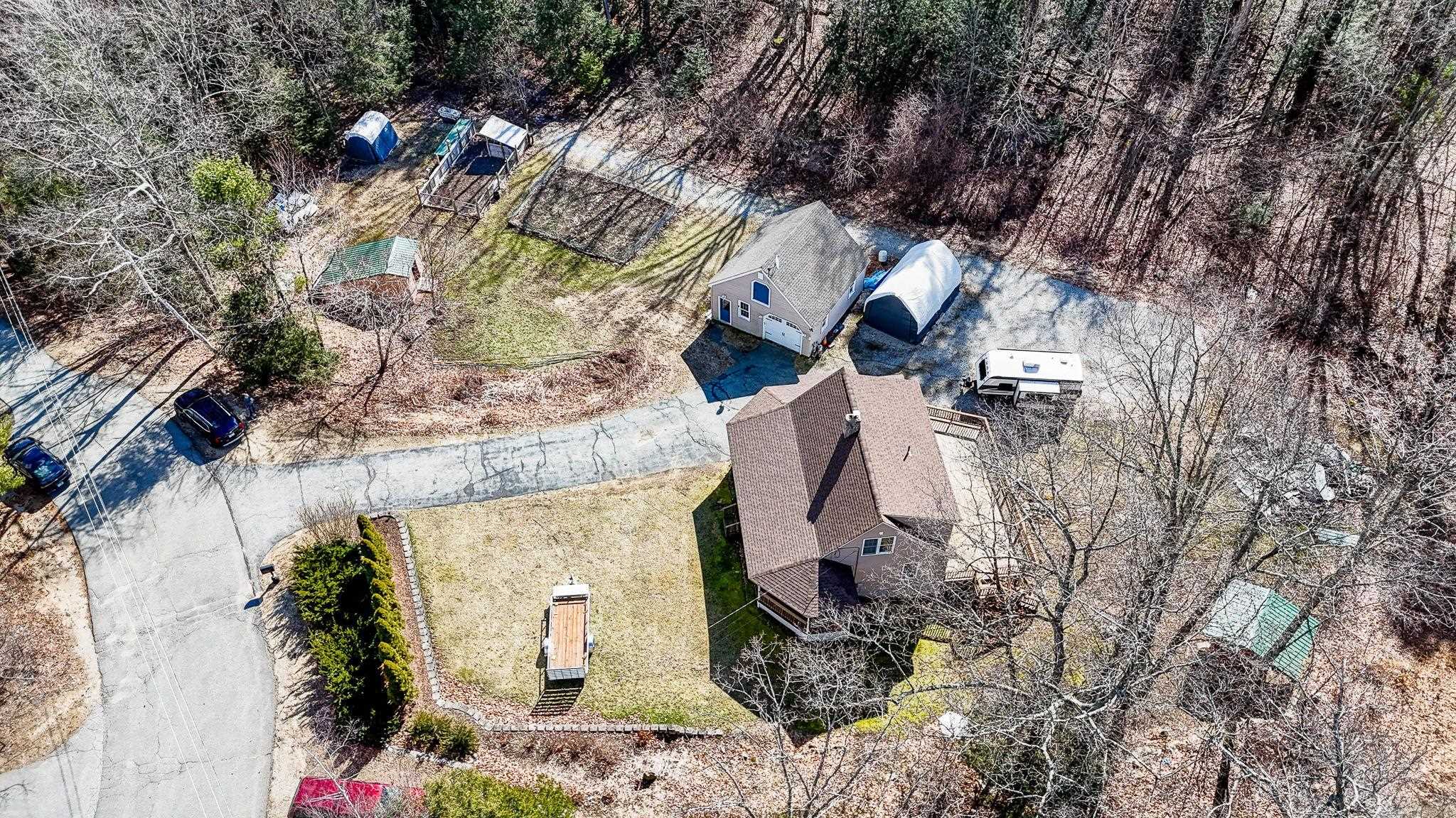 2 Tamworth Road Sandown, NH 03873 - Photo 29 of 38
