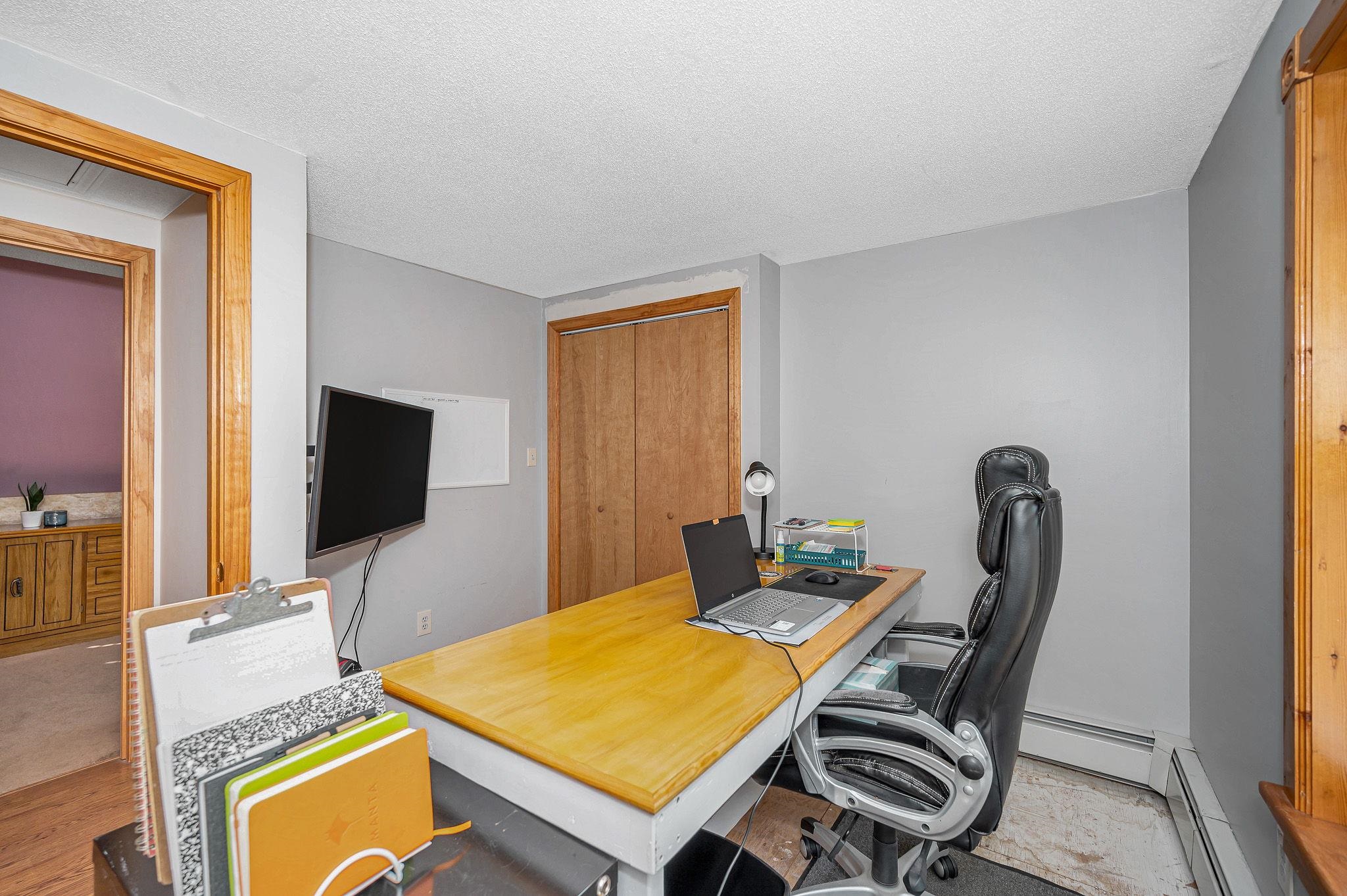 2 Tamworth Road Sandown, NH 03873 - Photo 5 of 38