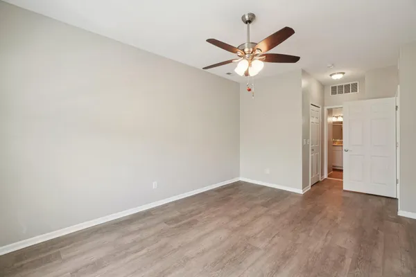 $225,000 | 9631 Lakeside Drive, Unit 68, Ypsilanti, MI 48197