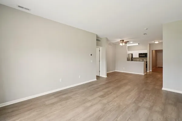$225,000 | 9631 Lakeside Drive, Unit 68, Ypsilanti, MI 48197