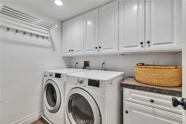 $3,575,000 | 613 Larkspur Avenue, Corona del Mar, CA 92625