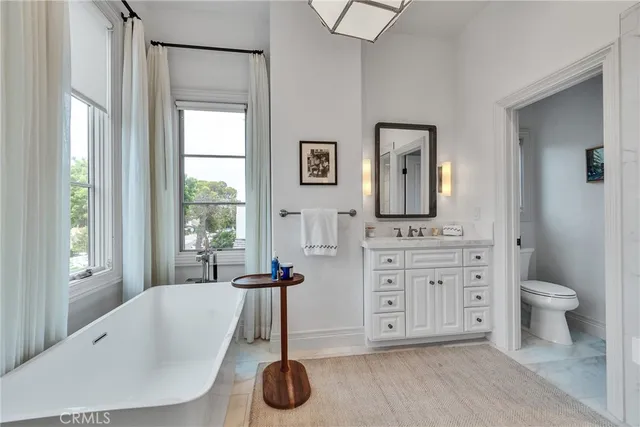 $3,575,000 | 613 Larkspur Avenue, Corona del Mar, CA 92625