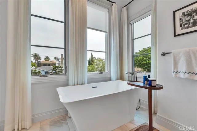 $3,575,000 | 613 Larkspur Avenue, Corona del Mar, CA 92625