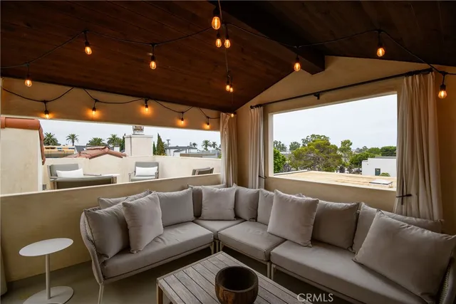 $3,575,000 | 613 Larkspur Avenue, Corona del Mar, CA 92625