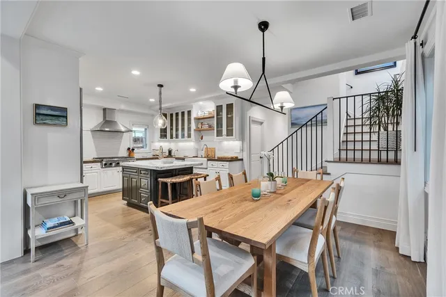 $3,575,000 | 613 Larkspur Avenue, Corona del Mar, CA 92625