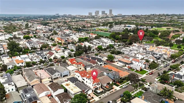 $3,575,000 | 613 Larkspur Avenue, Corona del Mar, CA 92625