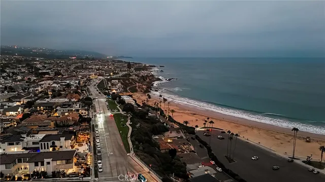 $3,575,000 | 613 Larkspur Avenue, Corona del Mar, CA 92625