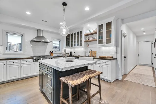 $3,575,000 | 613 Larkspur Avenue, Corona del Mar, CA 92625