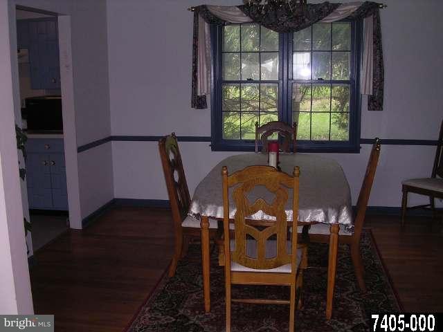 1342 Greenbriar Road York, PA 17404 - Photo 4 of 9 Gallery Image 4