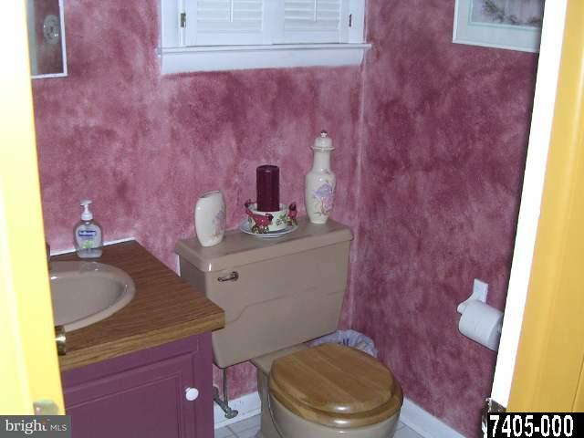 1342 Greenbriar Road York, PA 17404 - Photo 9 of 9 Gallery Image 9