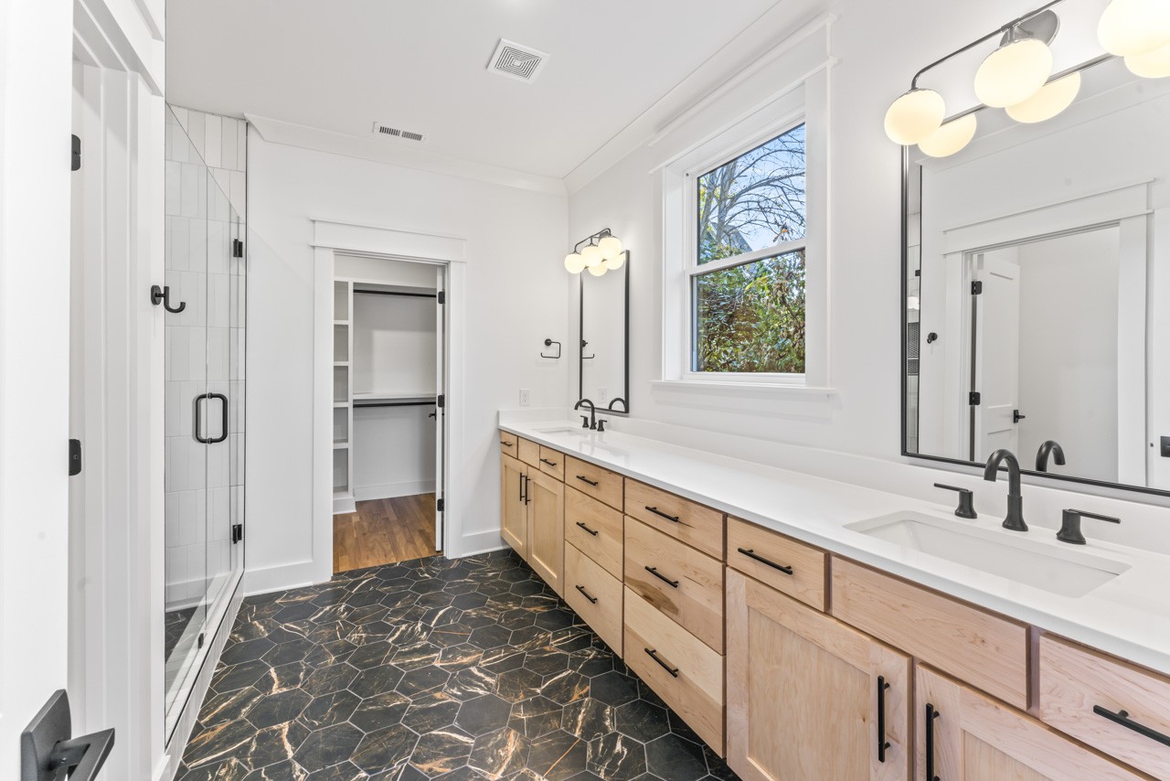 2302 Porter Road, Unit A Nashville, TN 37206 - Photo 17 of 32 Gallery Image 17