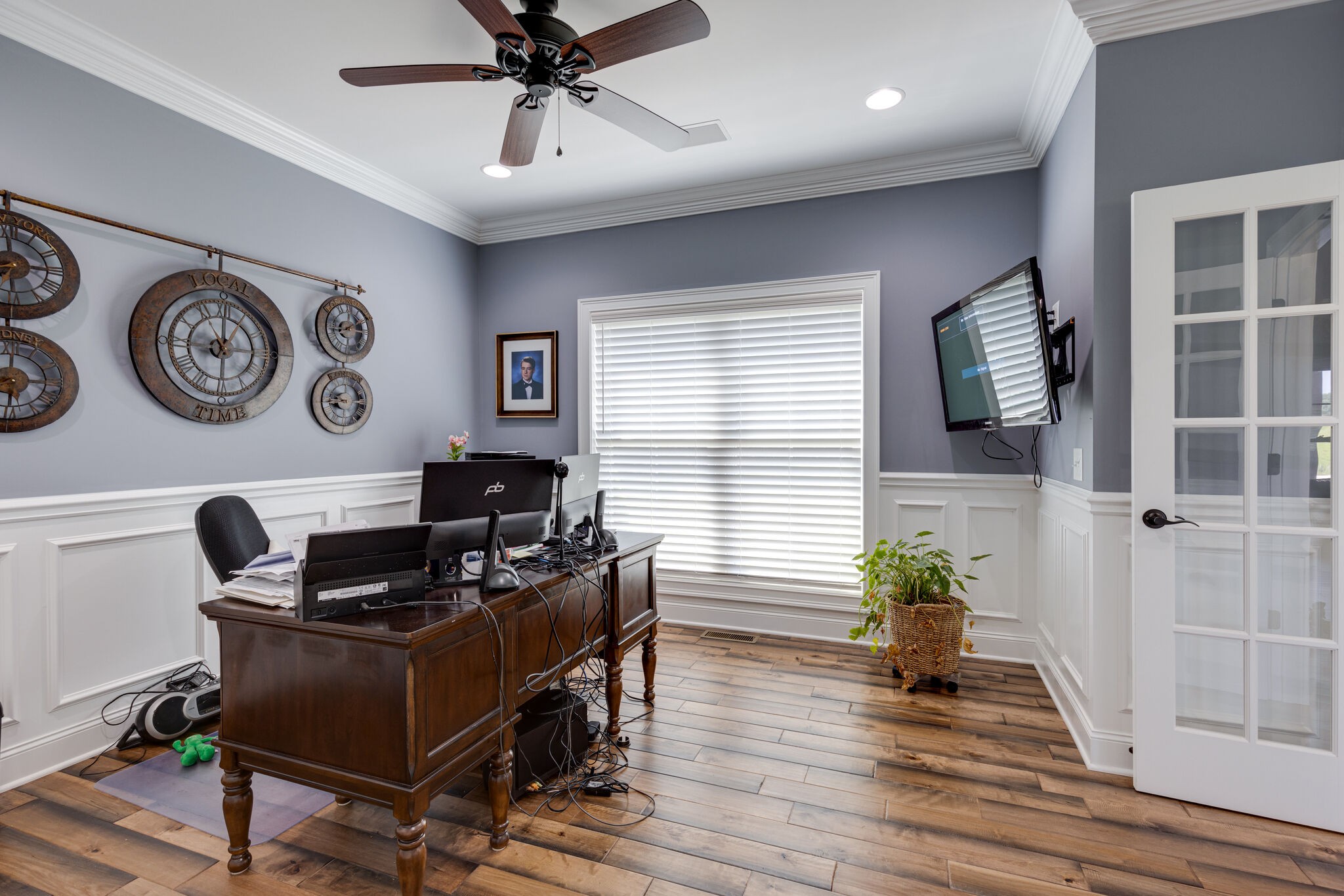 3165 Les Chappell Road Spring Hill, TN 37174 - Photo 17 of 70 a living room with furniture and wooden floor