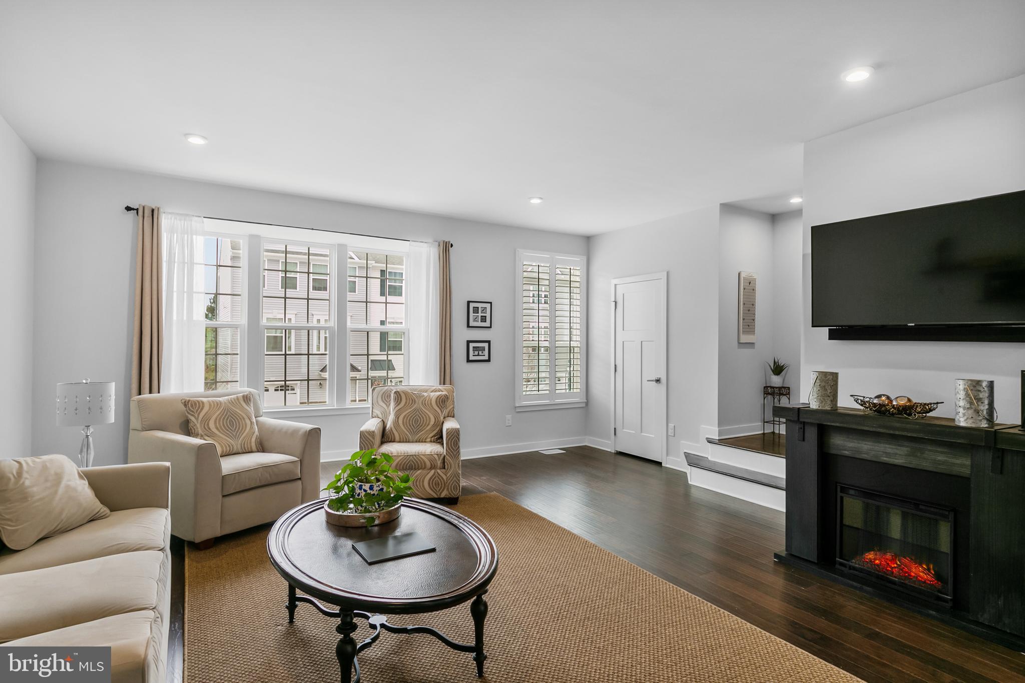 21 Peacock Circle Sewell, NJ 08080 - Photo 7 of 31