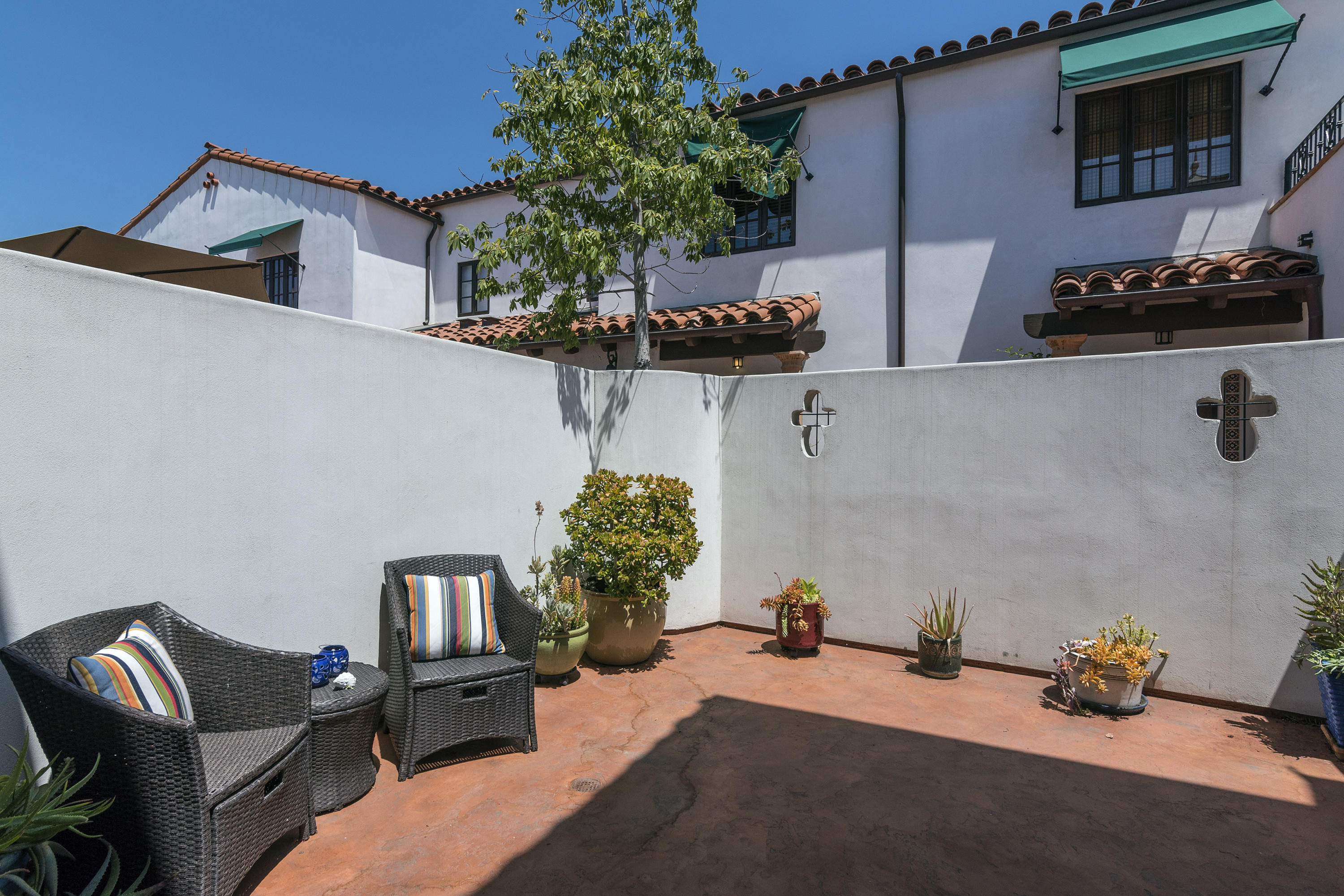 4004 Via Lucero, Unit 7 Santa Barbara, CA 93110 - Photo 10 of 14 a front view of a house with patio