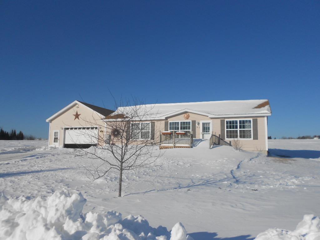 21 High Street Mapleton, ME 04757 - Photo 1 of 11 Photo