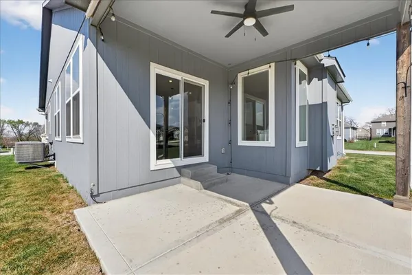 $489,000 | 1517 Southwest Arbor Creek Drive, Lee's Summit, MO 64082