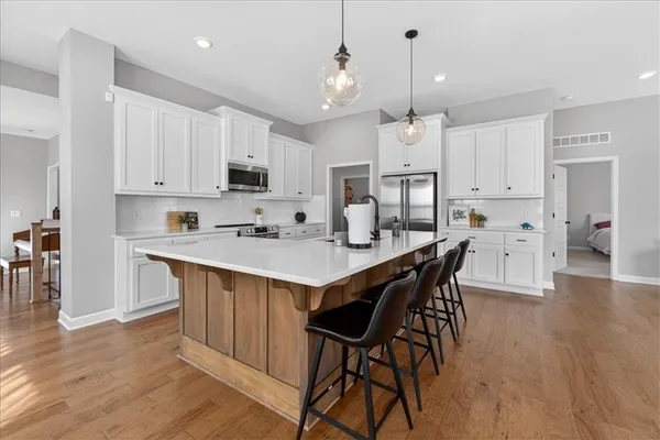 $489,000 | 1517 Southwest Arbor Creek Drive, Lee's Summit, MO 64082