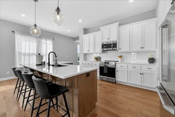 $489,000 | 1517 Southwest Arbor Creek Drive, Lee's Summit, MO 64082