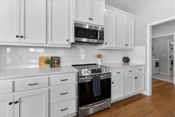 $489,000 | 1517 Southwest Arbor Creek Drive, Lee's Summit, MO 64082