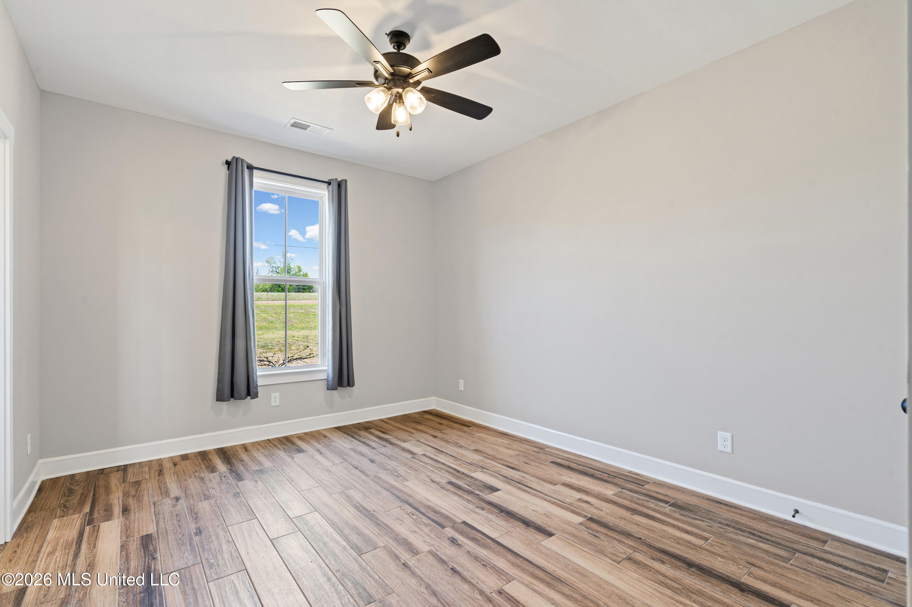 13889 Fairview Road Byhalia, MS 38611 - Photo 31 of 43 _dsc9936_print