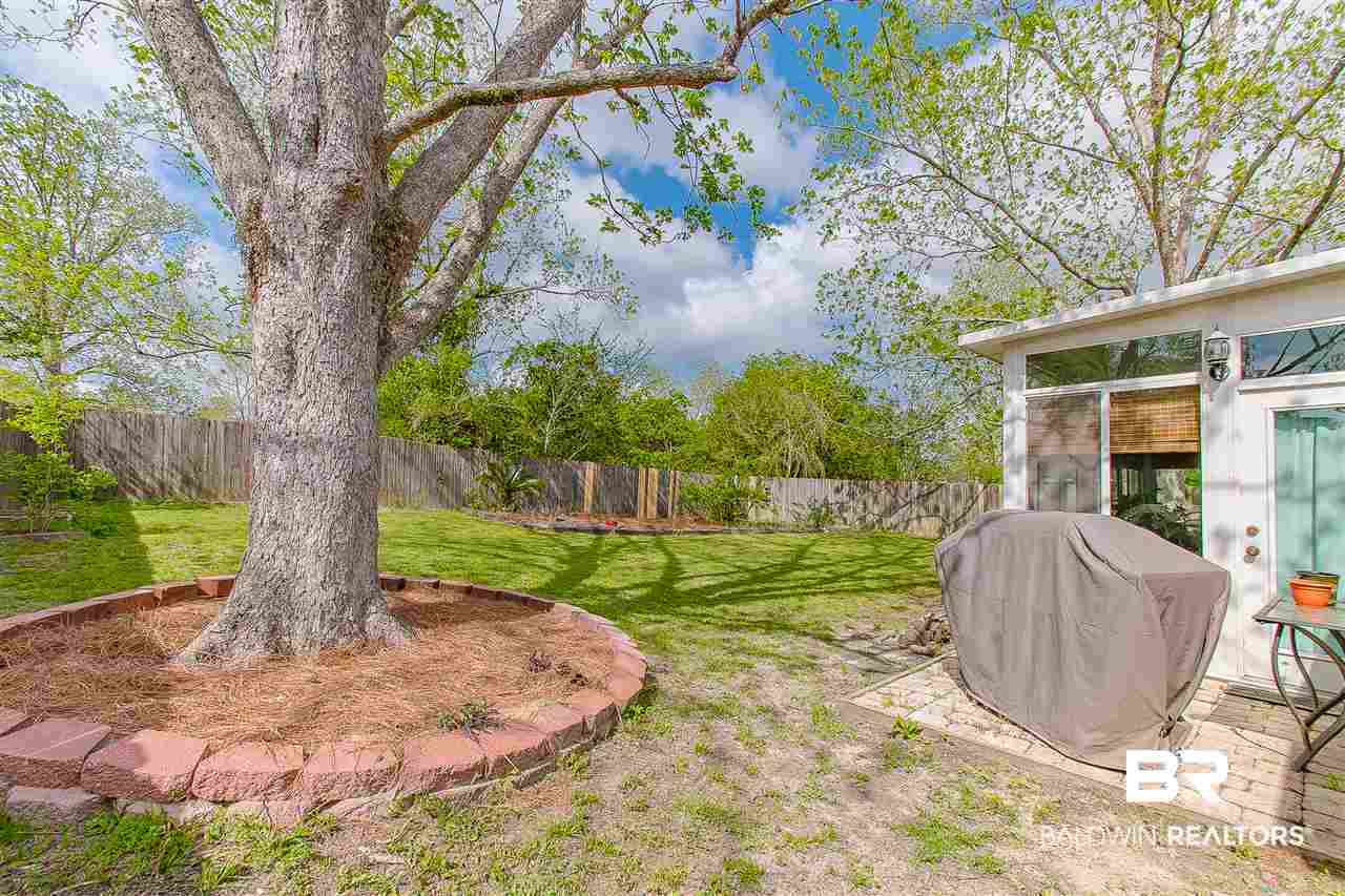 9211 Huckleberry Drive Daphne, AL 36527 - Photo 29 of 35 Fenced Back Yard