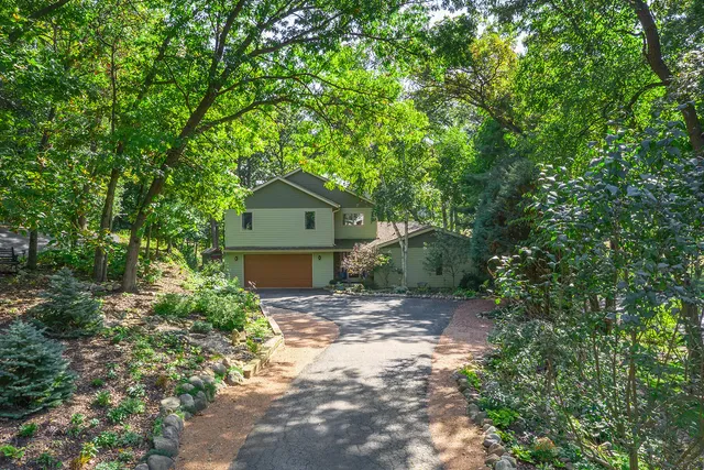 $750,000 | W5594 Briarwood Road, Sugar Creek, WI 53121