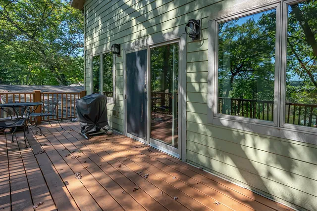 $750,000 | W5594 Briarwood Road, Sugar Creek, WI 53121