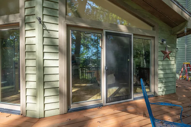 $750,000 | W5594 Briarwood Road, Sugar Creek, WI 53121