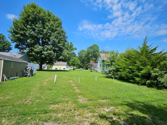 $8,000 | 1217 West 1st Street, Anderson, IN 46016