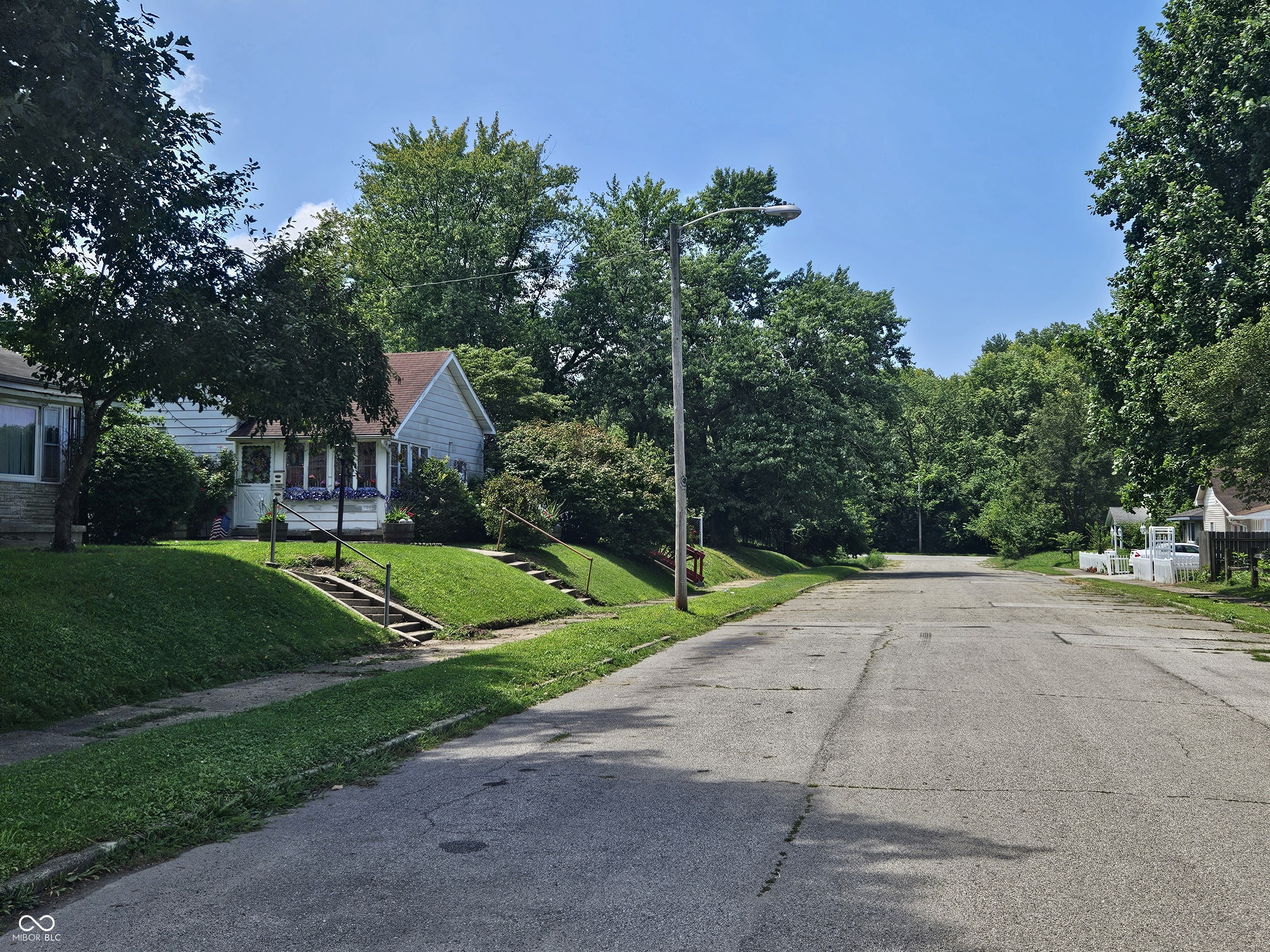 1217 West 1st Street Anderson, IN 46016 - Photo 5 of 5