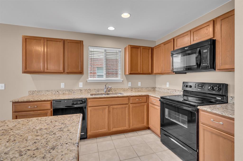 1309 Rivers Creek Lane Little Elm, TX 75068 - Photo 13 of 29