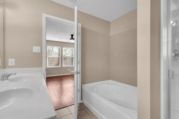 $1,950 | 1309 Rivers Creek Lane, Little Elm, TX 75068