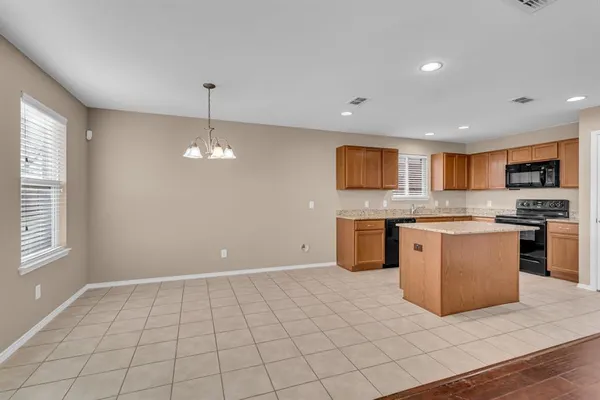 $1,950 | 1309 Rivers Creek Lane, Little Elm, TX 75068