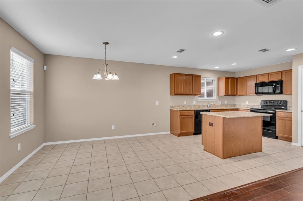 1309 Rivers Creek Lane Little Elm, TX 75068 - Photo 8 of 29