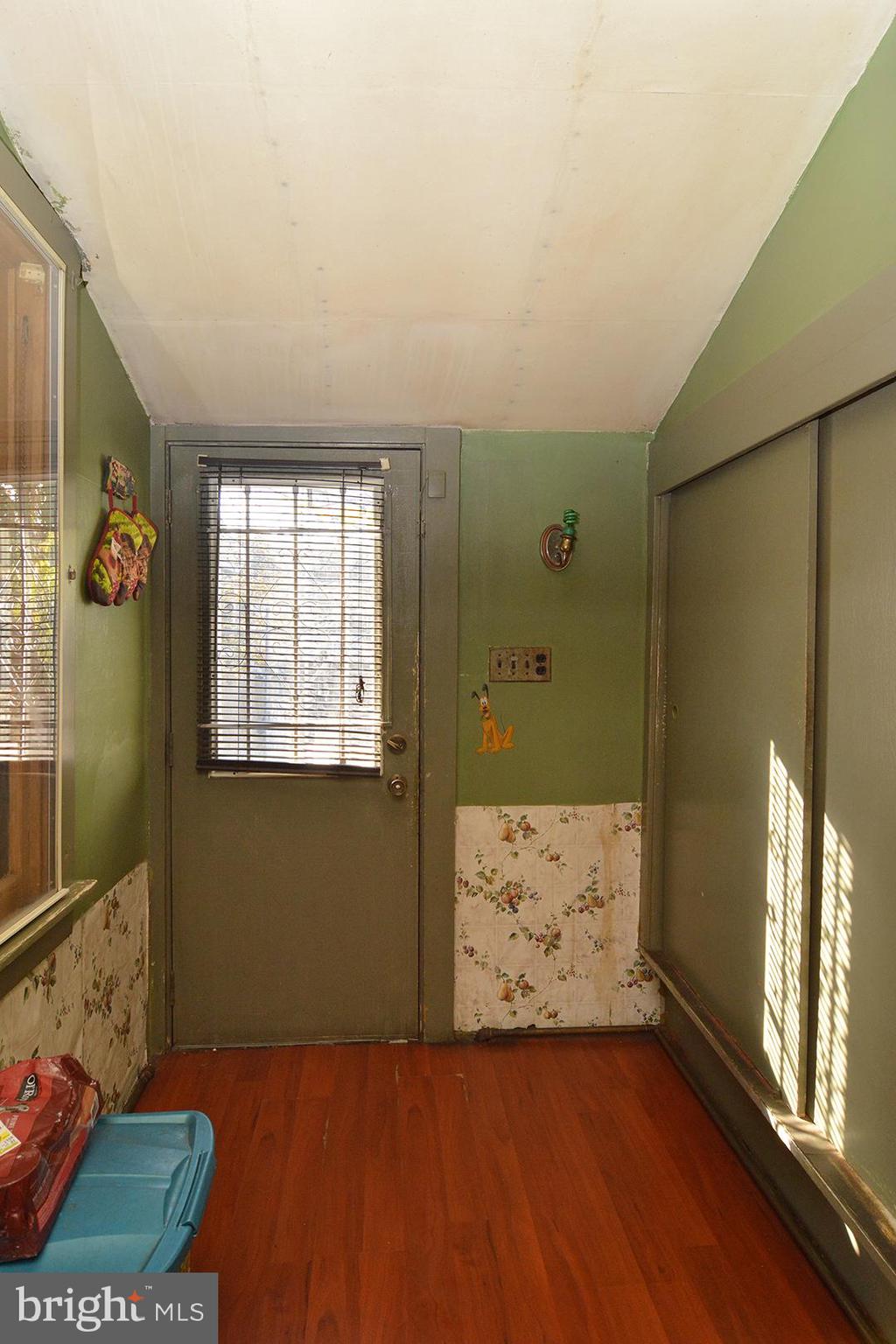 1246 North 11th Street Reading, PA 19604 - Photo 14 of 26 Gallery Image 14