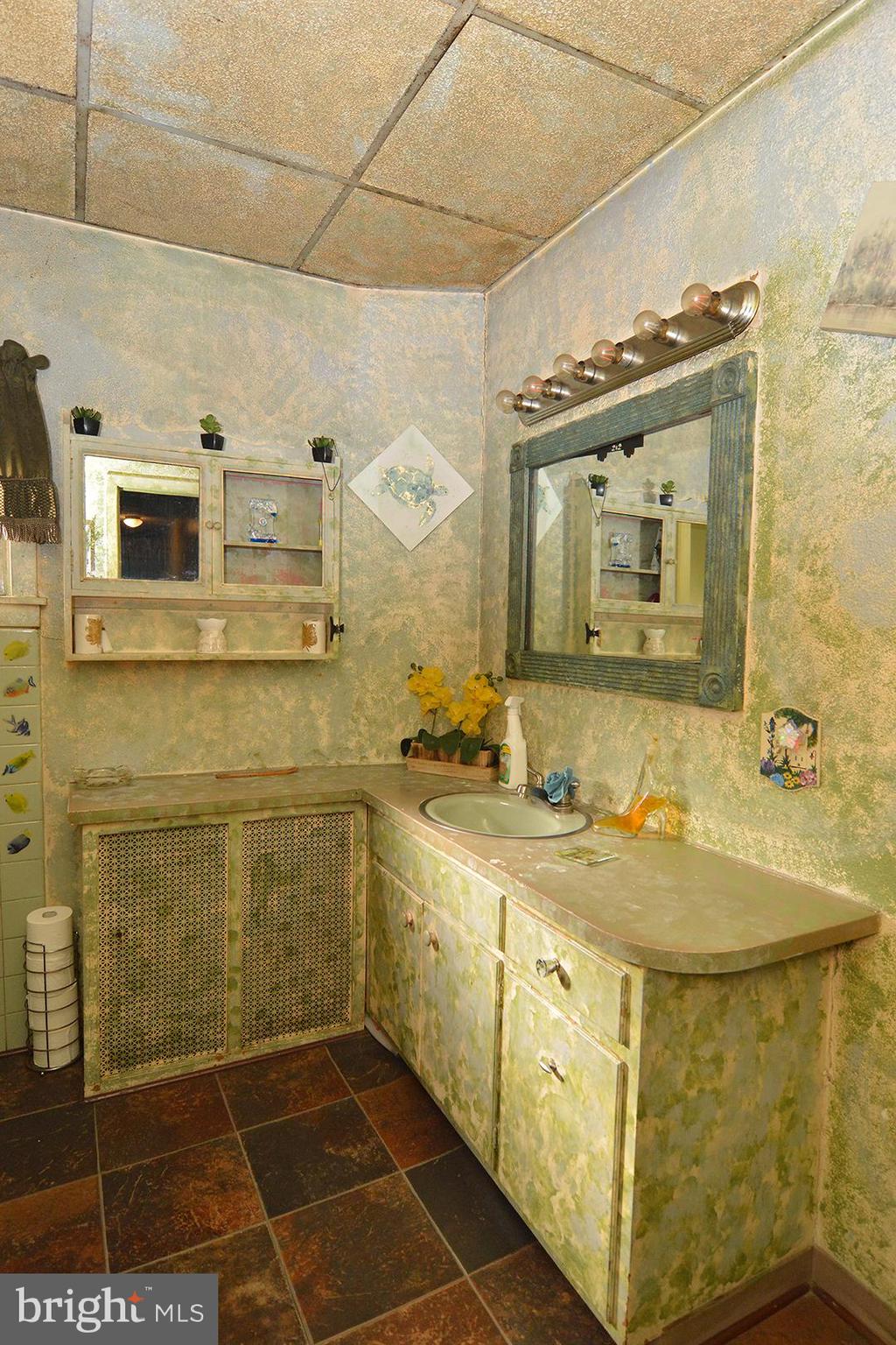 1246 North 11th Street Reading, PA 19604 - Photo 18 of 26 Gallery Image 18