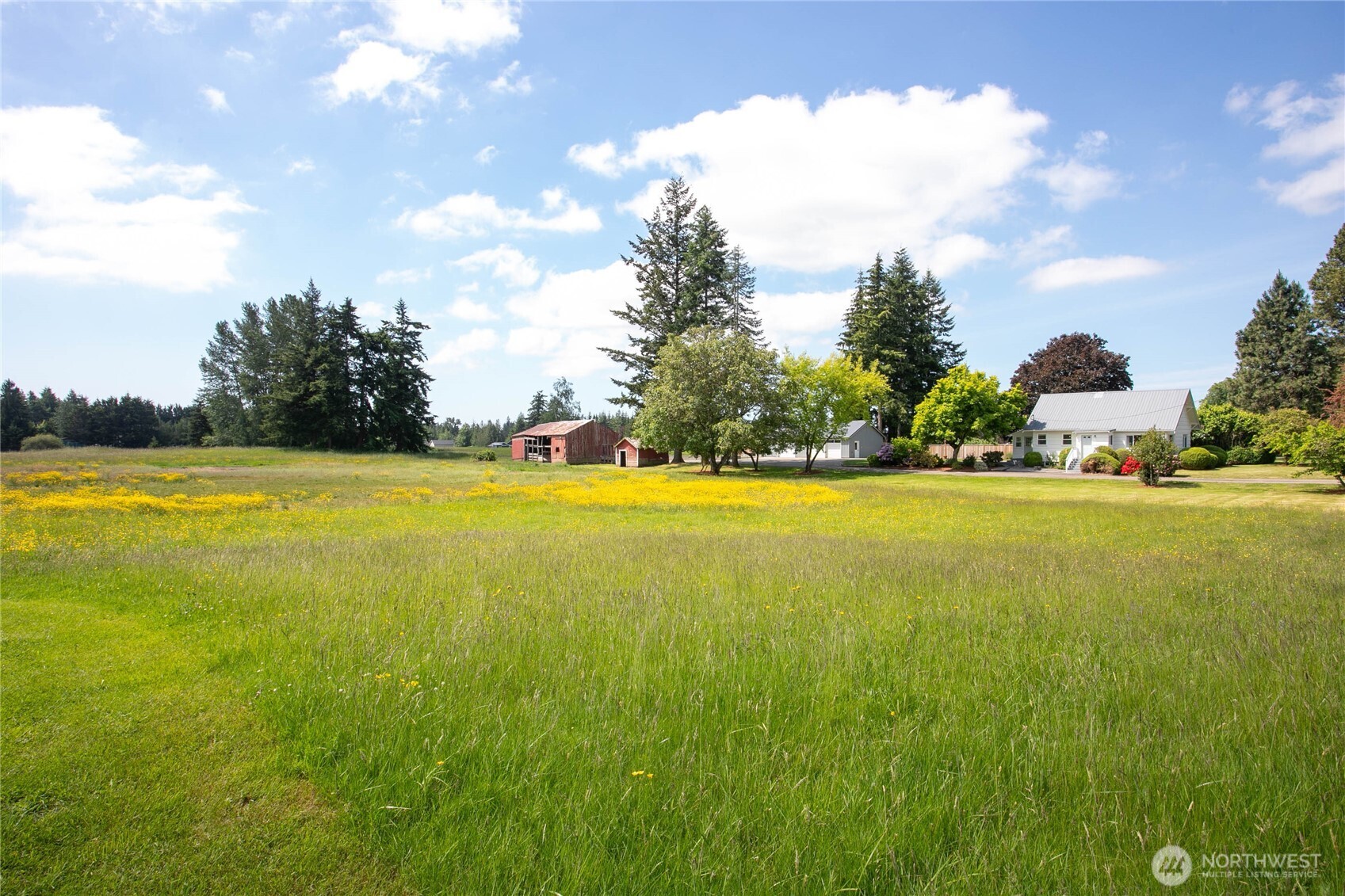 551 East Smith Road Bellingham, WA 98226 - Photo 2 of 39
