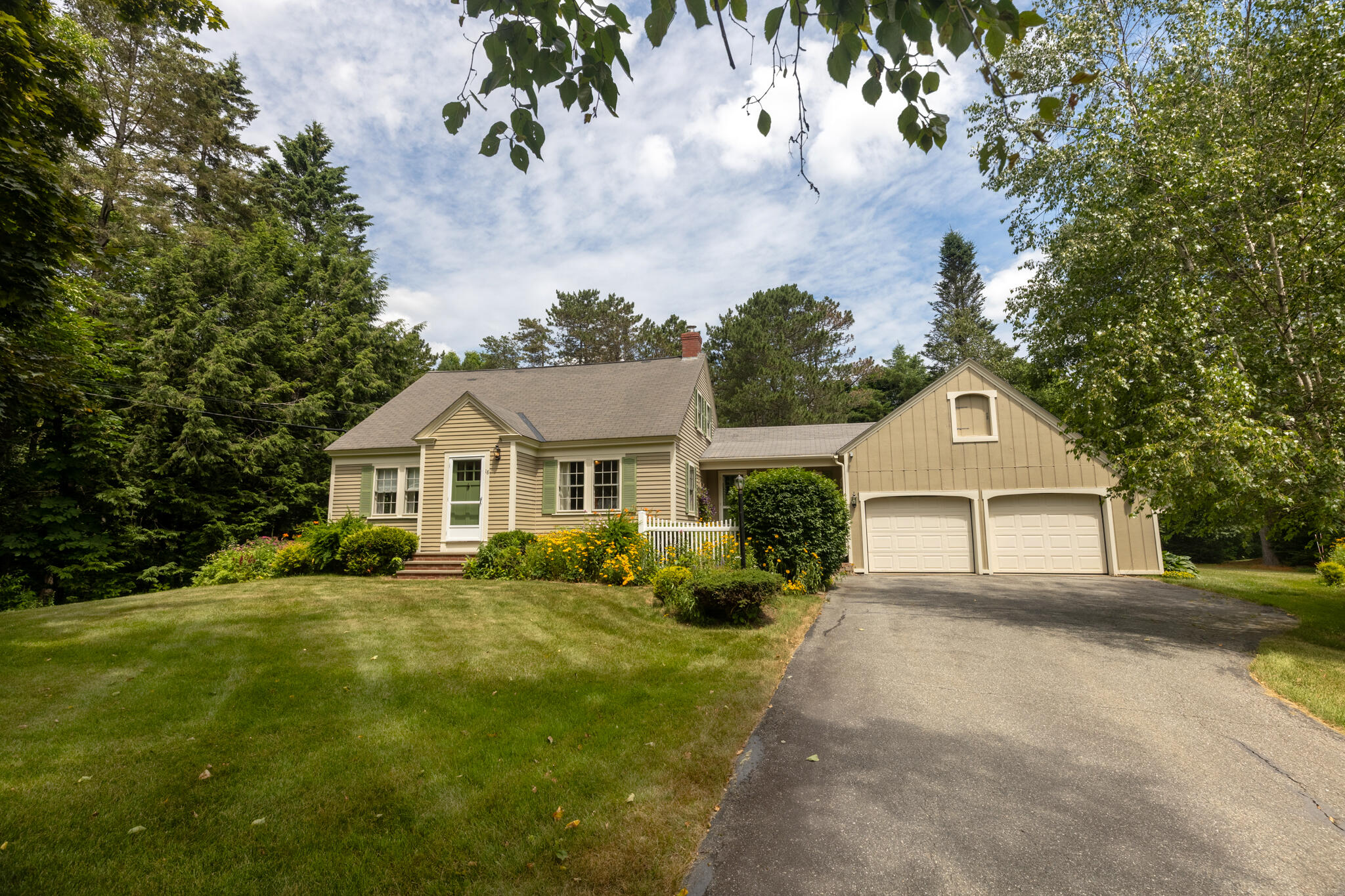 18 Canoe Club Road Hampden, ME 04444 - Photo 5 of 75 20250709-_MG_4722-HDR