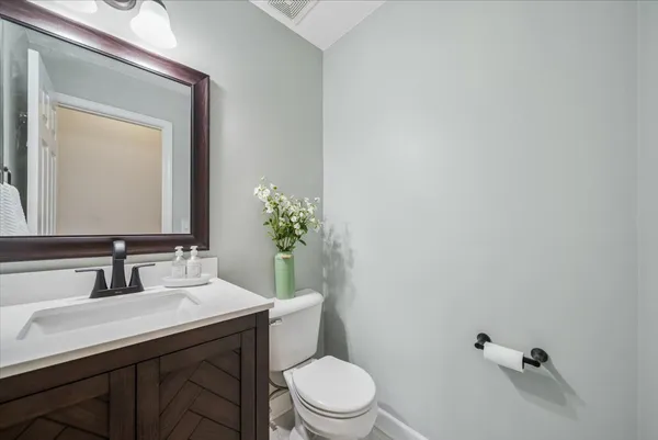 $750,000 | 1239 Thackery Court, Naperville, IL 60564
