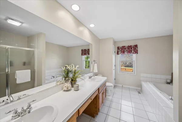 $750,000 | 1239 Thackery Court, Naperville, IL 60564