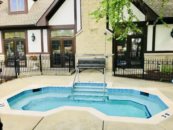 $750,000 | 1239 Thackery Court, Naperville, IL 60564