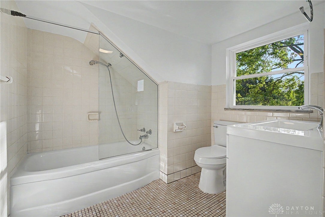 5804 Basore Road Dayton, OH 45415 - Photo 39 of 51 Gallery Image 39