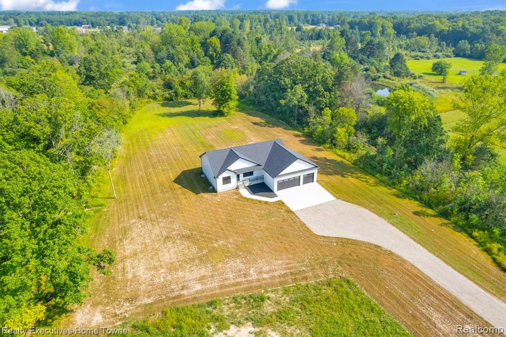 7290 Drexler Road St. Clair, MI 48079 - Photo 3 of 54