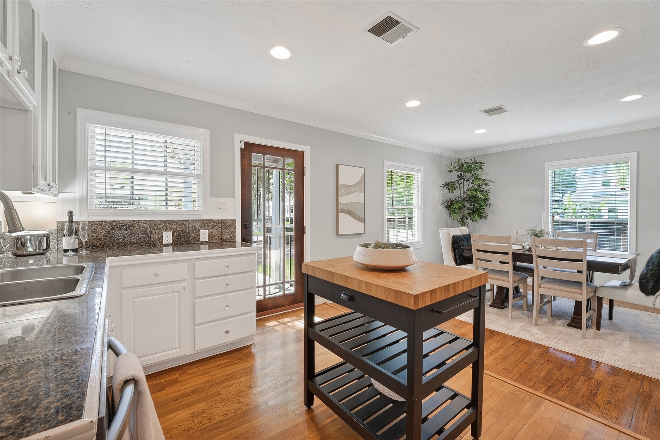 2019 Gostick Street Houston, TX 77008 - Photo 15 of 36